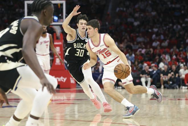 火箭双杀雄鹿锁定西部前六 申京谢泼德联手轰出