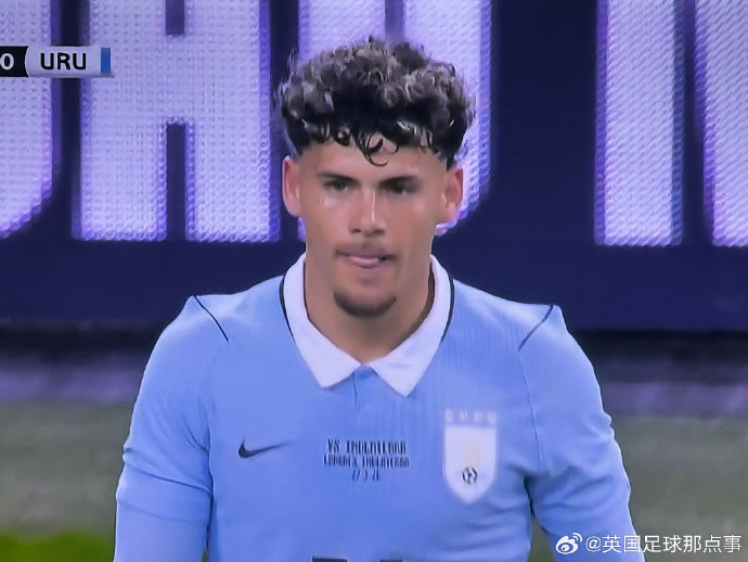 耐克新款国家队球衣肩点凸起引争议