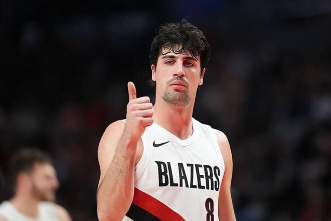 开拓者力克快船晋级季后赛 将迎战马刺挑战