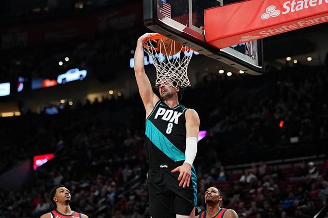 开拓者力克快船晋级季后赛 将迎战马刺挑战