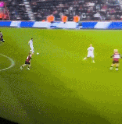 阿马德点球争议暴露曼联进攻隐患，芒特回归或